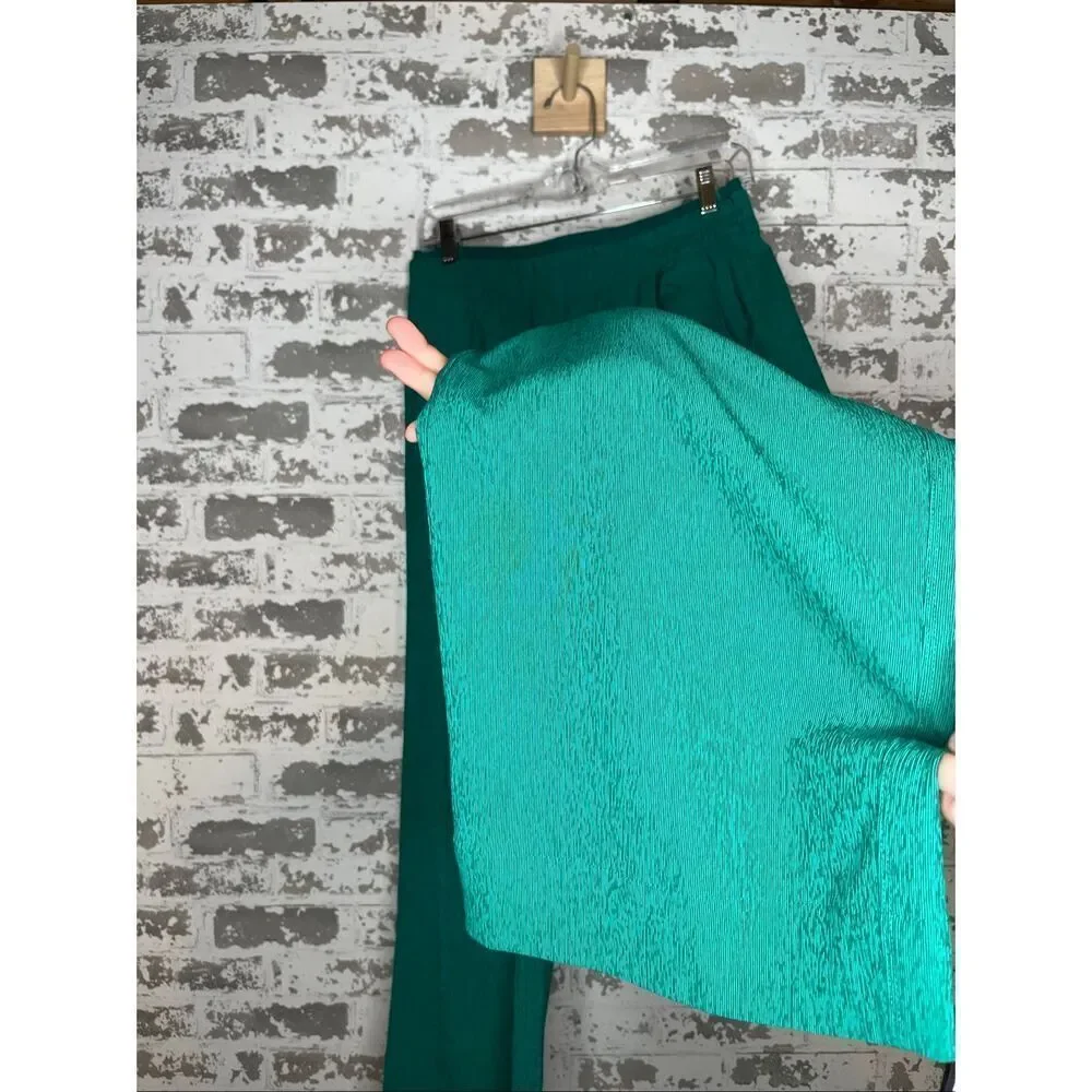 Athleta | women green wide leg cropped pants